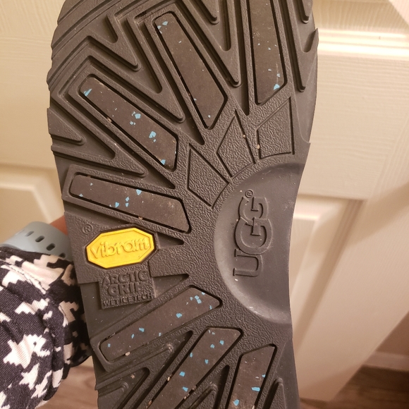 Ugg boots - Picture 5 of 9